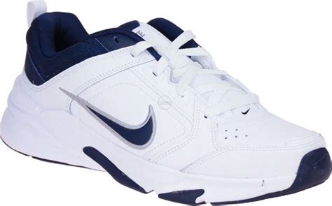 nike sportschoen witte zool|Nike witte sandalen.